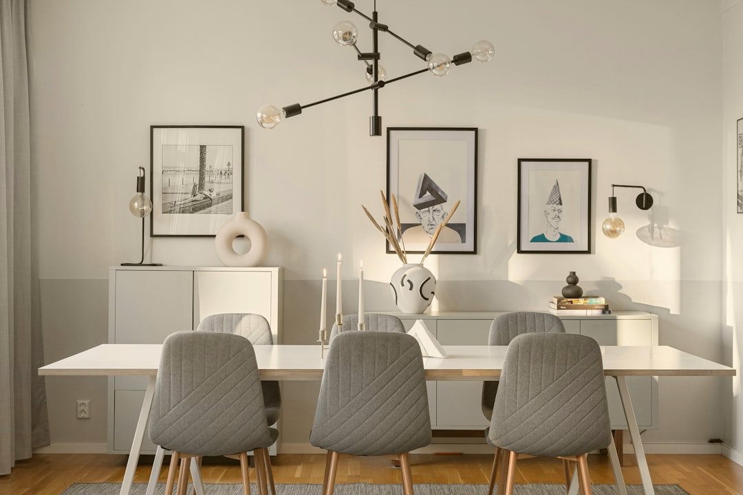 Tips Komunikasi dengan Interior Designer agar Hasil Sesuai Harapan